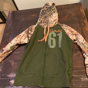 Cabelas zip up